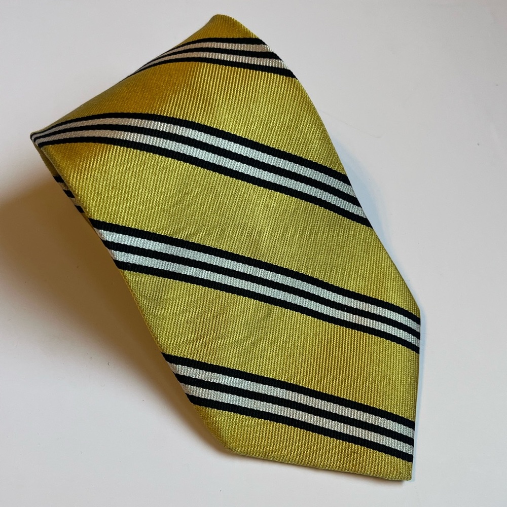 Brooks Brothers Silk Tie Yellow Gold White Black